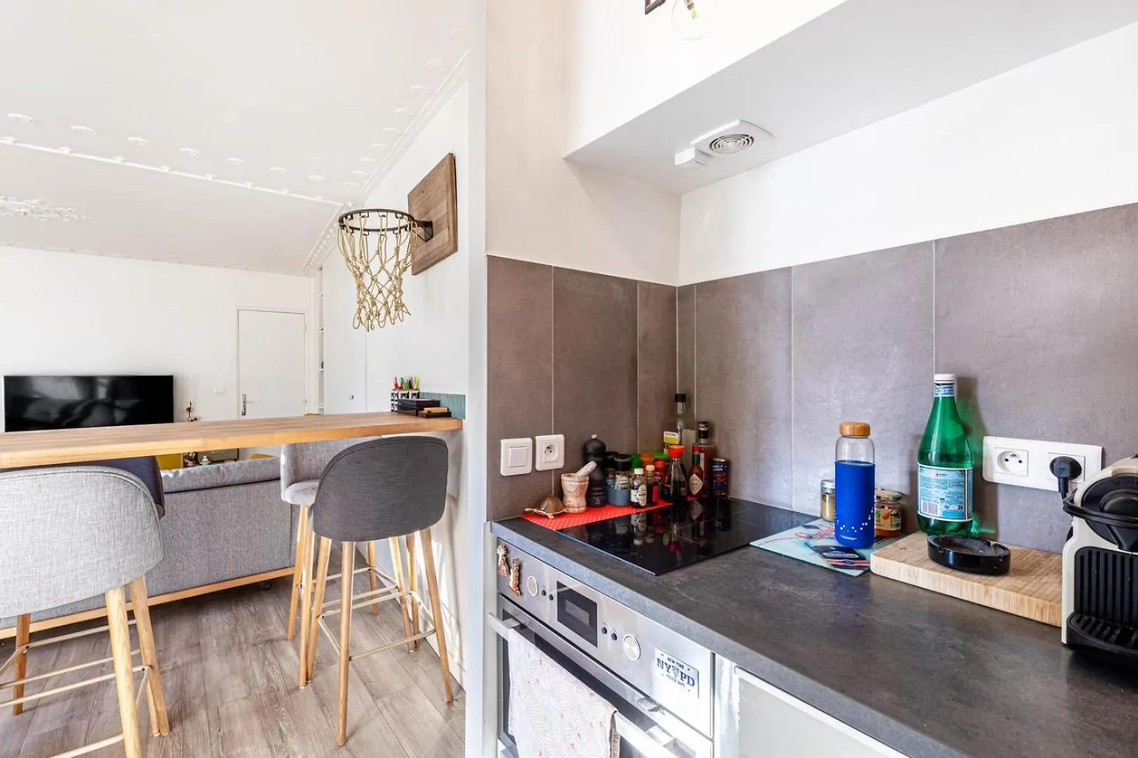 Guestready - Elevated Charm Near Notre-Dame Apartment Paris