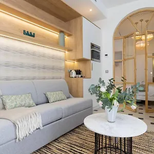 New Luxury And Cozy - Notre Dame Apartment
